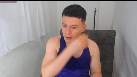 Snapshot of lian_eathan chatting on February 22, 2026, 3:54 pm lian_eathan online show from February 22, 2026, 3:54 pm