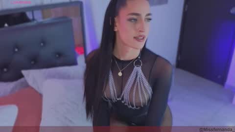 Snapshot of lian_karther1 chatting on November 16, 2025, 1:22 am missfernanda X online show from November 16, 2025, 1:22 am