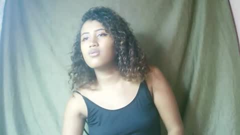 Liana9794 online show from May 17, 2026, 11:39 am