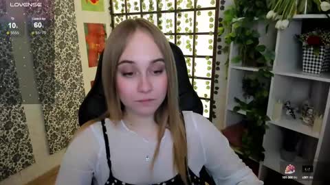 Liana online show from March 10, 2025, 5:22 am