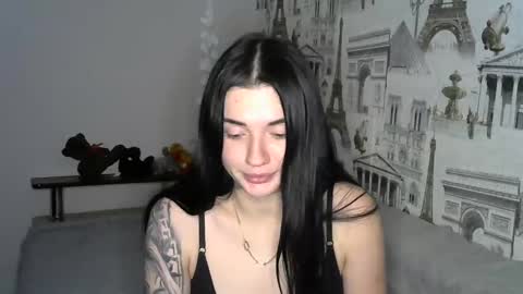 Snapshot of liana_diva chatting on January 5, 2025, 1:35 am liana_diva online show from January 5, 2025, 1:35 am