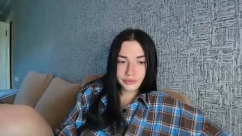 liana_diva online show from July 15, 2026, 10:42 am