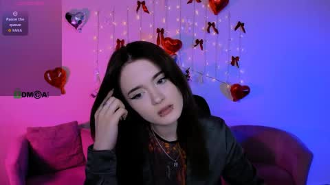 Snapshot of liana_kisses chatting on March 31, 2026, 7:14 pm Little Liana online show from March 31, 2026, 7:14 pm