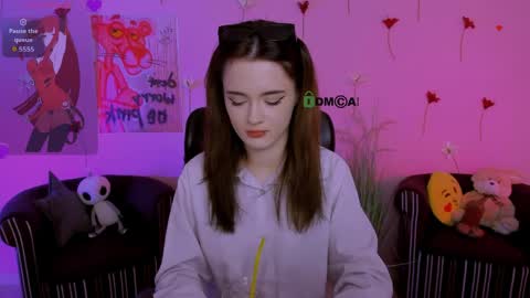 Snapshot of liana_kisses chatting on April 3, 2026, 7:01 pm Little Liana online show from April 3, 2026, 7:01 pm
