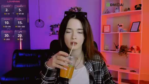 Snapshot of liana_kisses chatting on April 17, 2026, 7:17 pm Little Liana online show from April 17, 2026, 7:17 pm