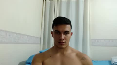 Snapshot of lianstonne chatting on April 21, 2026, 2:15 am Liamstonne online show from April 21, 2026, 2:15 am