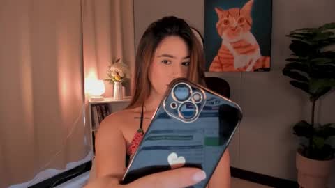 Lia online show from October 21, 2025, 12:06 pm