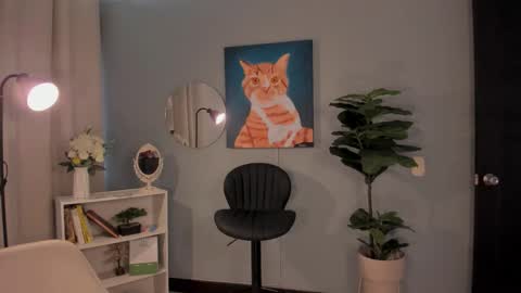 Lia online show from January 9, 2026, 1:47 pm