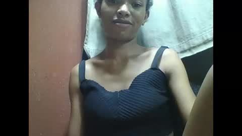 liaraisha online show from November 28, 2025, 7:11 am