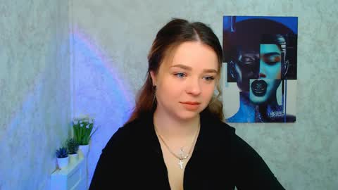 Snapshot of liaralime_ chatting on May 8, 2026, 7:14 am Liara online show from May 8, 2026, 7:14 am
