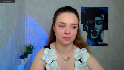 Snapshot of liaralime_ chatting on May 12, 2026, 6:32 am Liara online show from May 12, 2026, 6:32 am