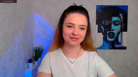 Snapshot of liaralime_ chatting on May 14, 2026, 7:48 am Liara online show from May 14, 2026, 7:48 am
