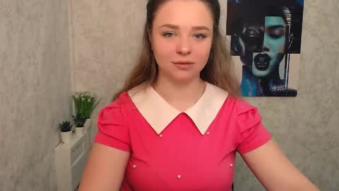 Snapshot of liaralime_ chatting on May 20, 2026, 8:42 am Liara online show from May 20, 2026, 8:42 am