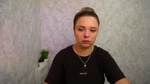 Liara online show from June 30, 2026, 7:42 am