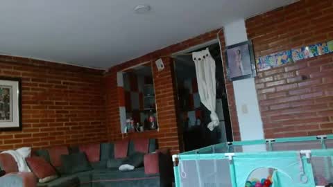 Snapshot of liarouse04 chatting on May 5, 2026, 10:56 am Liarouse04 online show from May 5, 2026, 10:56 am