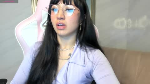 Snapshot of liat_hoz chatting on January 14, 2025, 9:13 am Dani online show from January 14, 2025, 9:13 am