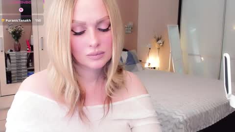 Snapshot of libby_nora chatting on February 12, 2026, 10:32 am Libby online show from February 12, 2026, 10:32 am