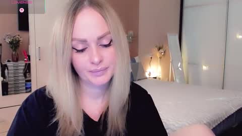 Snapshot of libby_nora chatting on February 24, 2026, 9:40 am Libby online show from February 24, 2026, 9:40 am