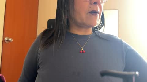 Snapshot of licenciada_ann chatting on October 19, 2025, 5:02 pm Milf Ann Latina online show from October 19, 2025, 5:02 pm