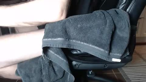 lickerxx46 online show from February 16, 2026, 5:31 pm