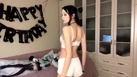 Snapshot of liersery chatting on February 4, 2026, 3:23 am Georgina online show from February 4, 2026, 3:23 am