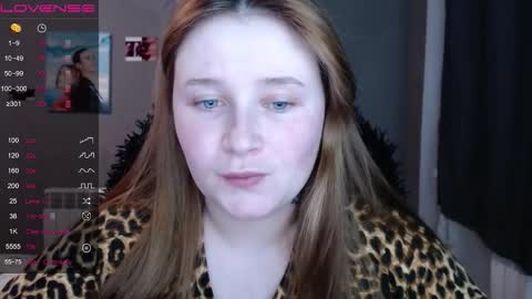 Snapshot of light_lunaa chatting on March 15, 2026, 3:07 pm light_lunaa online show from March 15, 2026, 3:07 pm