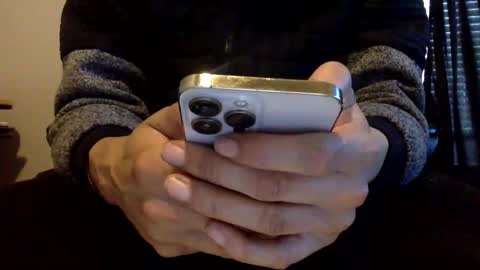 CUM HAVE FUN HELP ME CUM online show from December 31, 2024, 9:06 pm