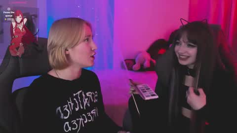 Snapshot of lii_luu chatting on March 4, 2026, 12:33 pm LiLu online show from March 4, 2026, 12:33 pm