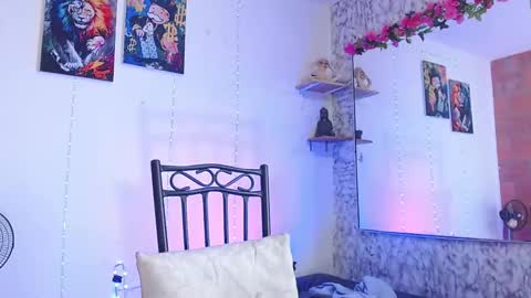 Snapshot of liiaam_lee_ chatting on October 23, 2025, 1:54 pm Daniel online show from October 23, 2025, 1:54 pm