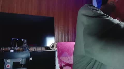 Snapshot of liiaam_lee_ chatting on December 16, 2025, 10:48 pm Daniel online show from December 16, 2025, 10:48 pm