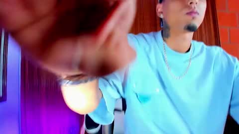 Snapshot of liiaam_lee_ chatting on February 19, 2026, 9:33 pm Daniel online show from February 19, 2026, 9:33 pm