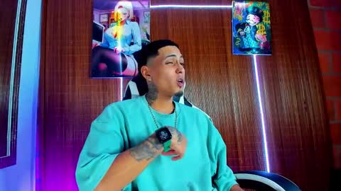 Snapshot of liiaam_lee_ chatting on February 25, 2026, 1:04 am Daniel online show from February 25, 2026, 1:04 am