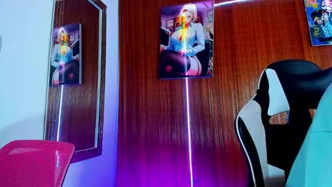 Snapshot of liiaam_lee_ chatting on March 1, 2026, 9:06 pm Daniel online show from March 1, 2026, 9:06 pm