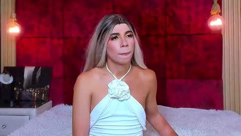 liiacollins online show from October 15, 2025, 8:31 pm