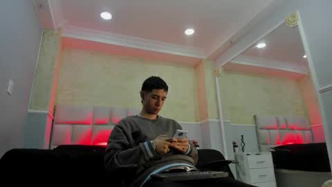 Snapshot of liiamhudson_ chatting on February 17, 2025, 4:31 am L I I A M online show from February 17, 2025, 4:31 am