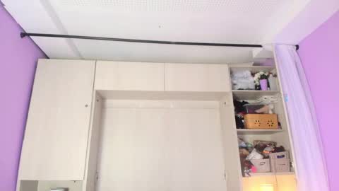         online show from January 24, 2025, 11:37 am