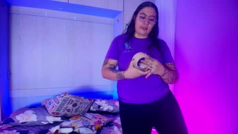         online show from February 24, 2025, 11:43 am