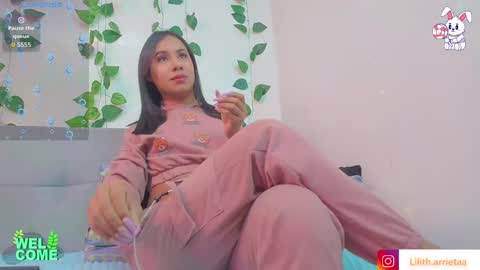 Snapshot of liiliith_1 chatting on October 14, 2025, 3:29 am liiliith_1 online show from October 14, 2025, 3:29 am