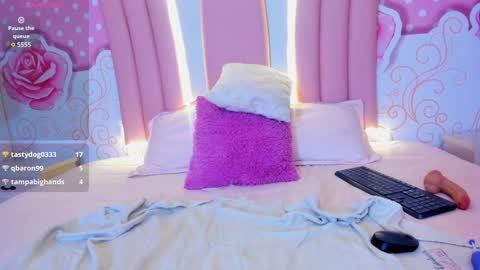 Snapshot of liily_hot chatting on January 3, 2025, 11:01 pm LIILY online show from January 3, 2025, 11:01 pm