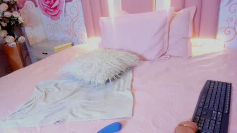 Snapshot of liily_hot chatting on January 11, 2025, 12:12 am LIILY online show from January 11, 2025, 12:12 am