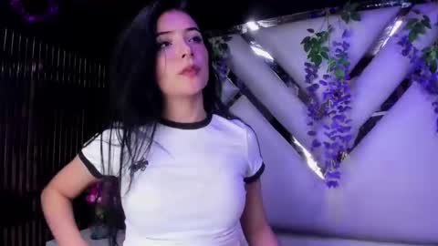 Snapshot of liinzy_rouse chatting on February 28, 2026, 2:51 pm Brittany online show from February 28, 2026, 2:51 pm