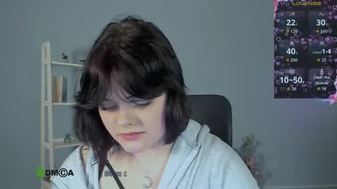 Snapshot of lika_pop chatting on February 7, 2026, 8:01 pm lika_pop online show from February 7, 2026, 8:01 pm