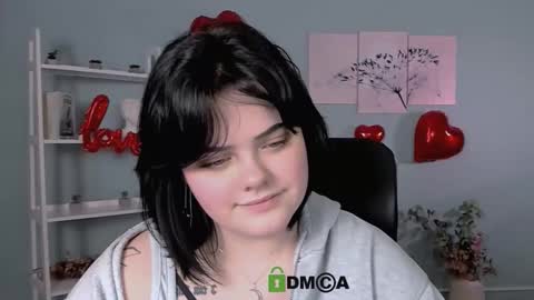 Snapshot of lika_pop chatting on February 13, 2026, 9:00 pm lika_pop online show from February 13, 2026, 9:00 pm