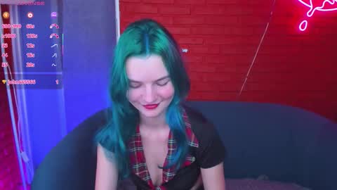 lika_sky online show from November 18, 2025, 4:11 pm