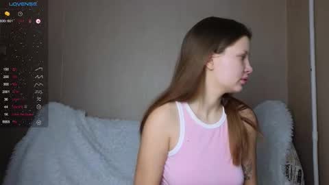 Snapshot of like_sun chatting on October 13, 2025, 4:34 am Call me Anna online show from October 13, 2025, 4:34 am