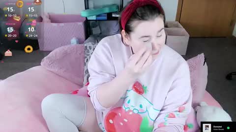 Snapshot of lil_alison_heart chatting on February 7, 2026, 3:38 pm Lil Alison Heart online show from February 7, 2026, 3:38 pm