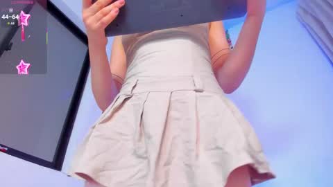 Snapshot of lil_hanna18 chatting on February 24, 2026, 3:59 am Hanna online show from February 24, 2026, 3:59 am