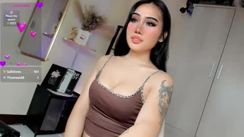 Snapshot of lil_m1ss_silly chatting on October 4, 2025, 10:52 pm Miss Lily online show from October 4, 2025, 10:52 pm