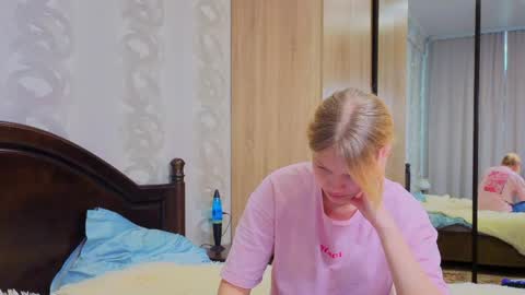 Emma online show from May 27, 2026, 2:19 am
