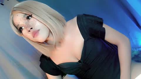 lil_trixxy online show from June 20, 2026, 3:48 pm
